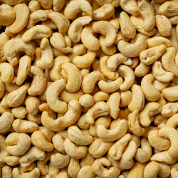 Buy Raw Cashews 5kg Bulk Online | South Africa Nuts Supplier